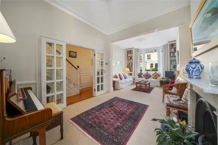 3 Bedroom Terraced House To Rent In Alderbrook Road, Clapham South, London, SW12
