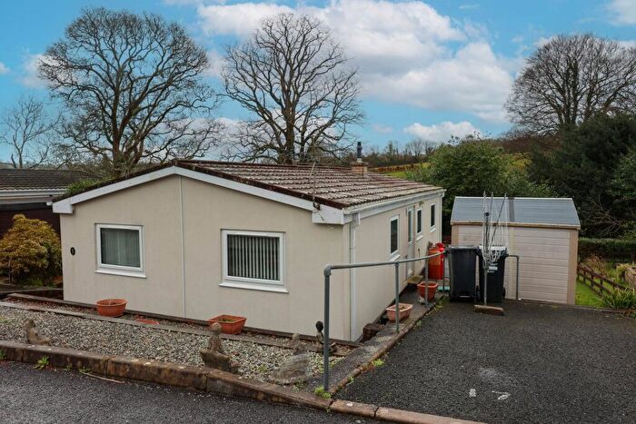 2 Bedroom Park Home For Sale In Trewhiddle, St Austell, PL26