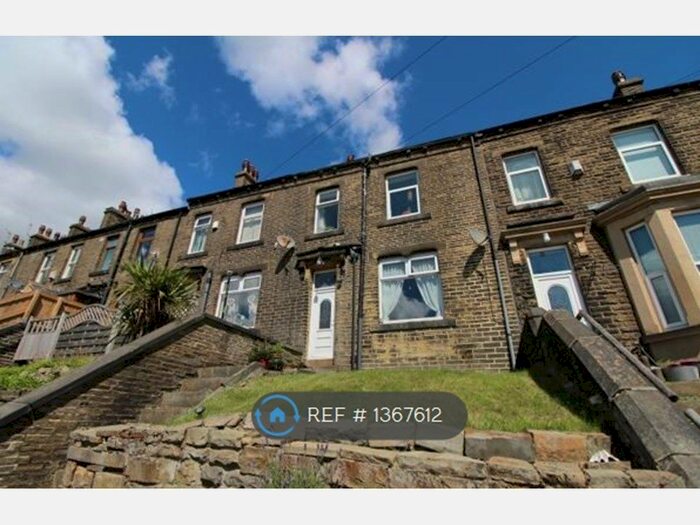 3 Bedroom Terraced House To Rent In Cliffe Terrace, Denholme, Bradford, BD13