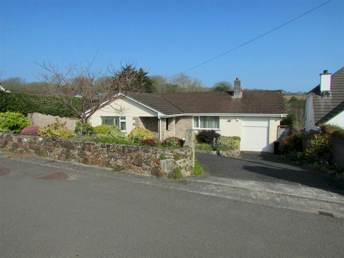 3 Bedroom Bungalow To Rent In Heather Lane, Canonstown, Hayle, TR27