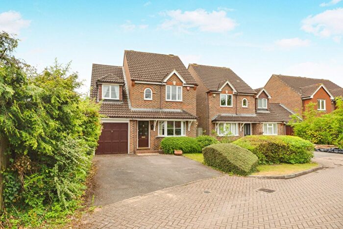 3 Bedroom Detached House For Sale In Falcon Wood, Leatherhead, Surrey, KT22