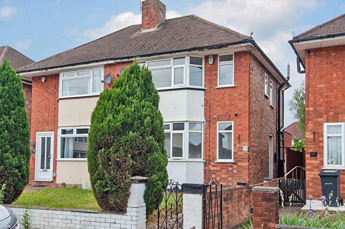 3 Bedroom Semi-Detached House To Rent In Chaffcombe Road, Birmingham, B26