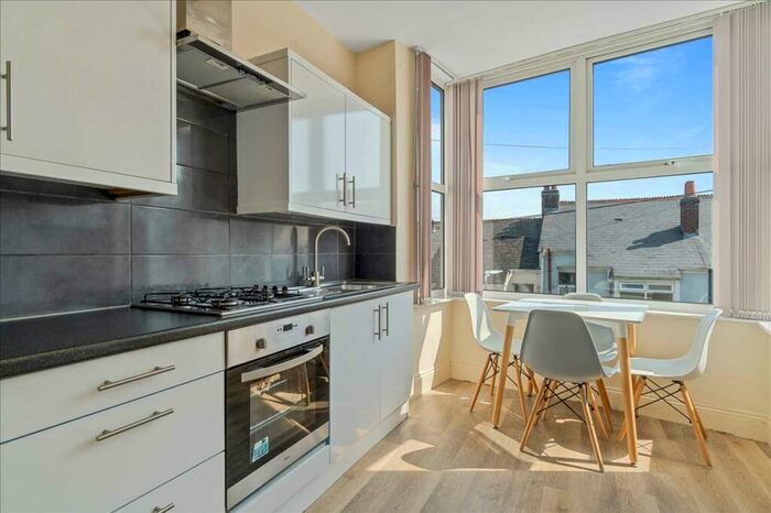 4 Bedroom Terraced House To Rent In Lipson Road, Plymouth, PL4