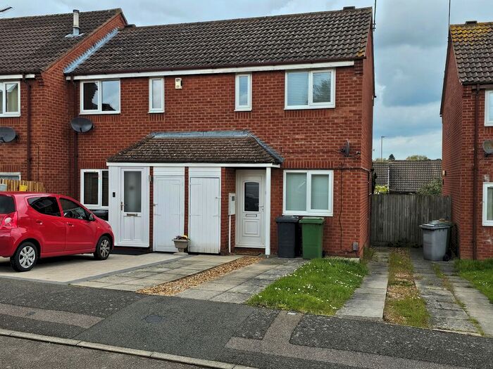 1 Bedroom End Of Terrace House To Rent In Elizabeth Close, Wellingborough, Northamptonshire., NN8