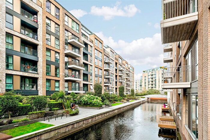 2 Bedroom Flat To Rent In Lockgate Road, Chelsea Creek, Fulham, SW6