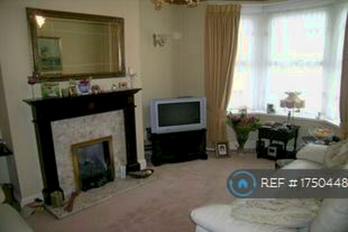 4 Bedroom Terraced House To Rent In Herbert Road, London, IG3