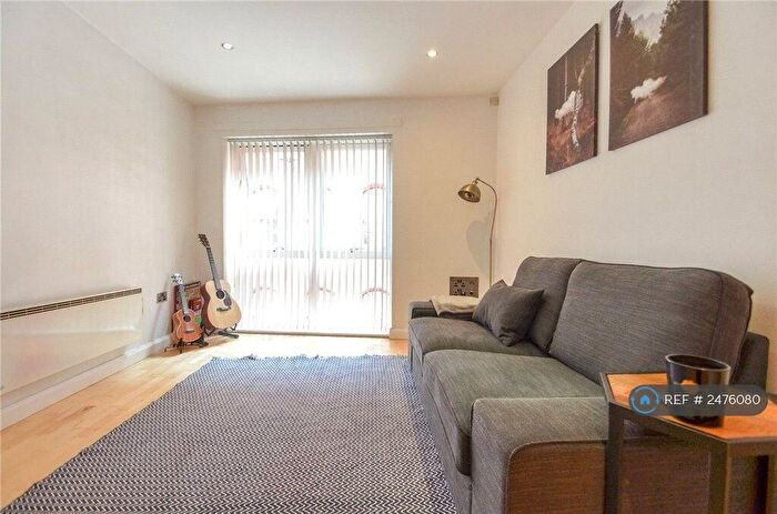 1 Bedroom Flat To Rent In The Living Quarter, Nottingham, NG1