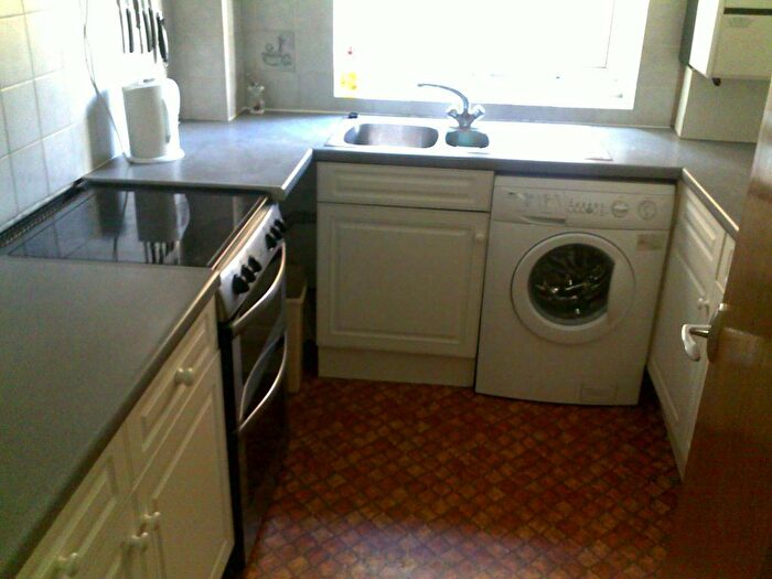 3 Bedroom Flat To Rent In A St Matthew's Road, Cotham, Bristol, Bristol, BS6