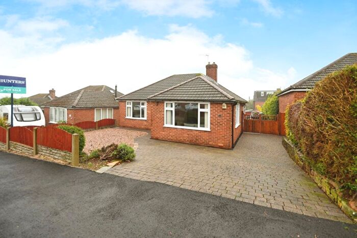 2 Bedroom Detached Bungalow For Sale In Edinburgh Road, Wingerworth, Chesterfield, S42
