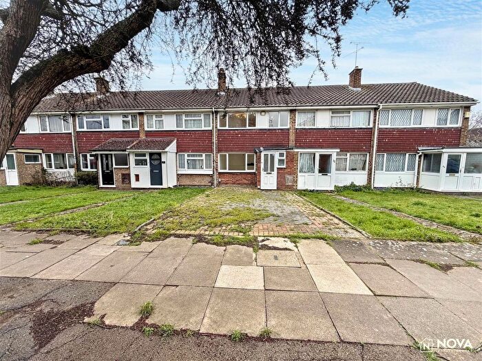 3 Bedroom Property To Rent In Brickly Road, Luton, LU4