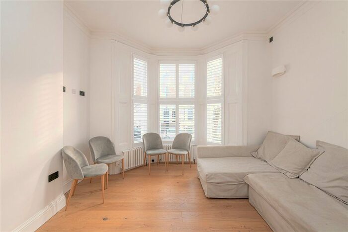 1 Bedroom Flat To Rent In Chesterton Road, London, W10