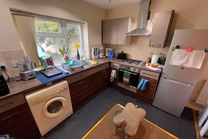 1 Bedroom Flat To Rent In Rhymney Street Cardiff, CF24