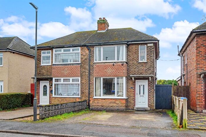 3 Bedroom Semi Detached House For Sale In Conway Avenue, Borrowash, DE72