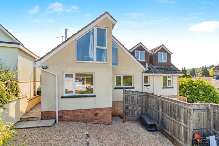 4 Bedroom Detached Bungalow For Sale In West Mount, Newton Abbot, TQ12