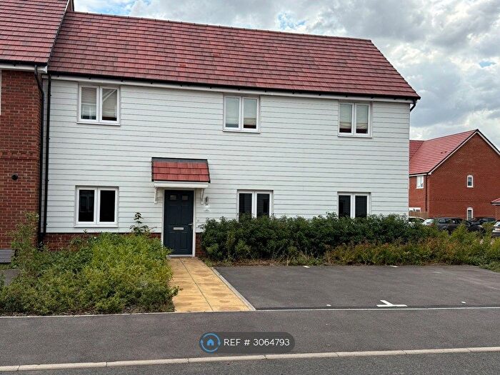 2 Bedroom Semi-Detached House To Rent In Dinmore Way, Didcot, OX11