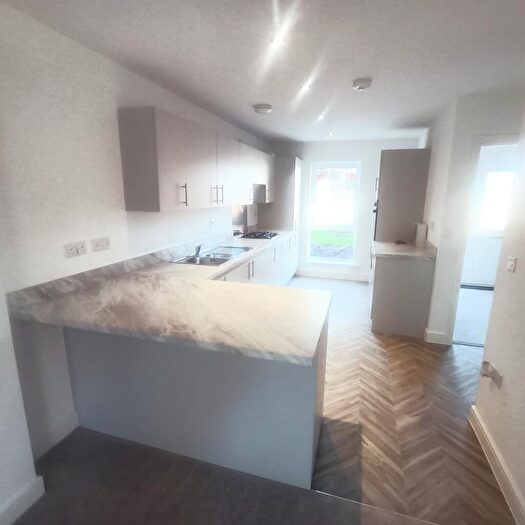 3 Bedroom House To Rent In Walmer Parade, Stafford, ST16