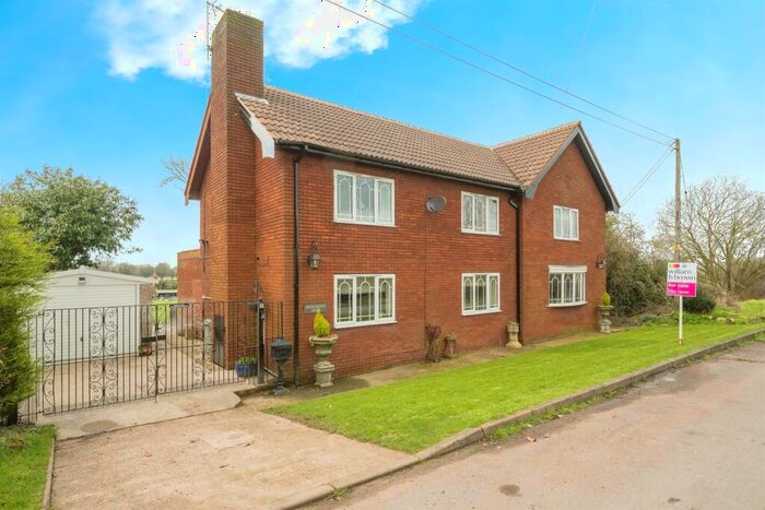 4 Bedroom Detached House For Sale In Middlebridge Road, Gringley-On-The-Hill, Doncaster, DN10