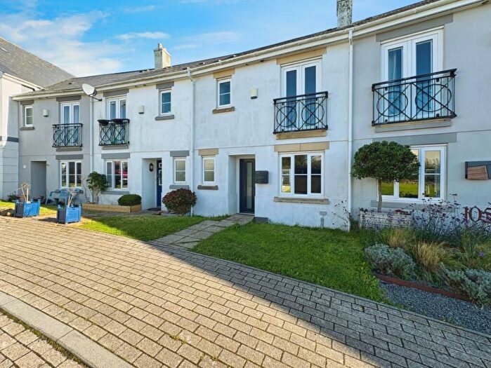 3 Bedroom Terraced House For Sale In Three Bedroom Home With No Chain, Helston, TR13