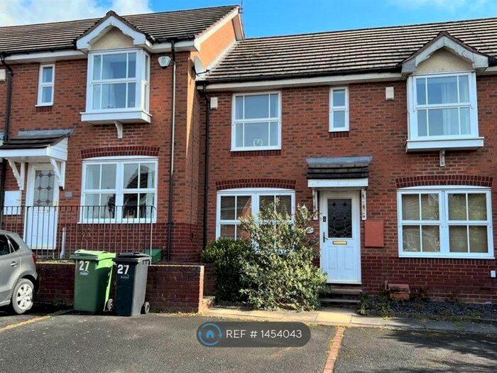 2 Bedroom Terraced House To Rent In Hopton Gardens, Dudley, DY1
