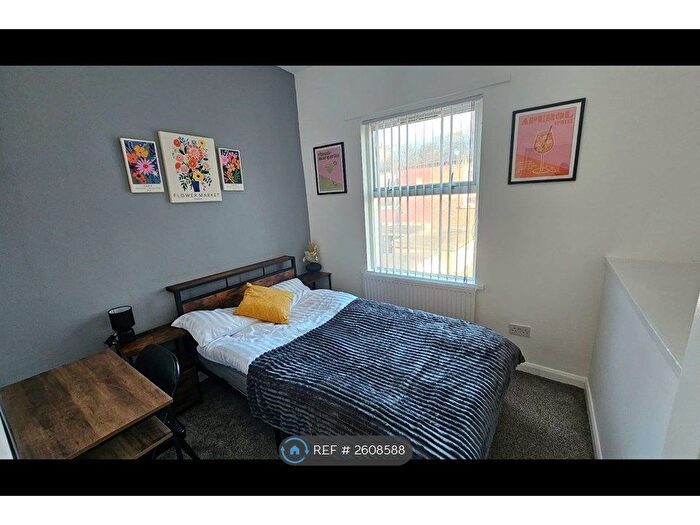 2 Bedroom Terraced House To Rent In Parkfield Avenue, Manchester, M14