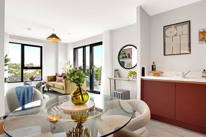 2 Bedroom Apartment For Sale In Wembley, Greater London, HA9