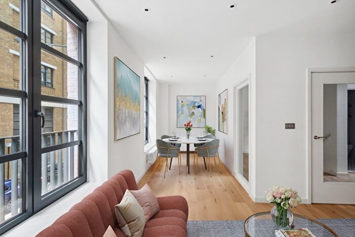 3 Bedroom Flat For Sale In Goodluck Hope, Orchard Place, E14