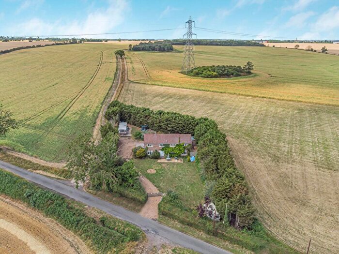 5 Bedroom Detached House For Sale In Buckworth Road, Cambridgeshire., PE28