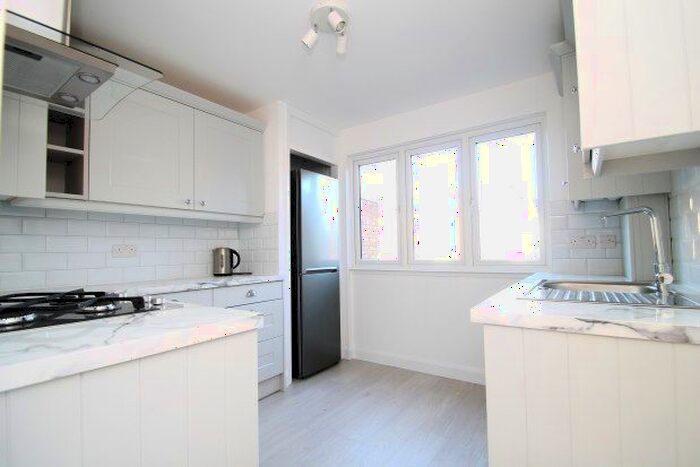 3 Bedroom Property To Rent In Kings Hall Road, Beckenham, BR3