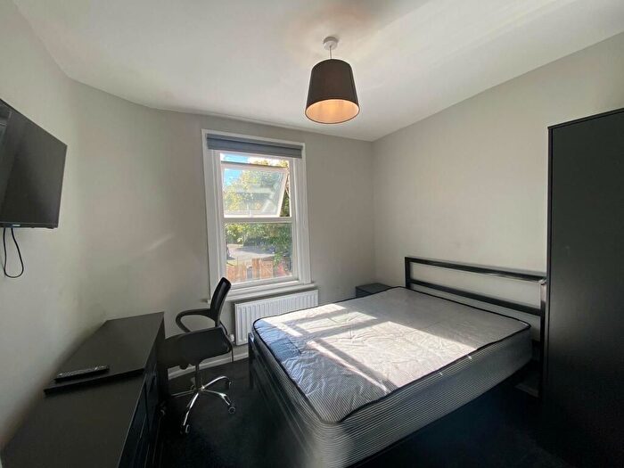 3 Bedroom Semi-Detached House To Rent In Fishponds Road, Bristol, BS16