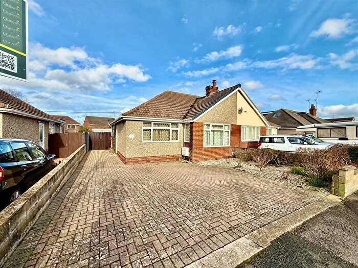 2 Bedroom Semi-Detached Bungalow For Sale In Berkeley Road, Wroughton, Swindon, SN4
