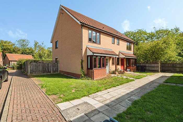 3 Bedroom Semi-Detached House For Sale In Tudor Close, Hoxne, Eye, IP21