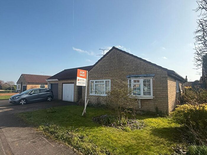 3 Bedroom Detached Bungalow For Sale In Ermine Drive, Navenby, LN5
