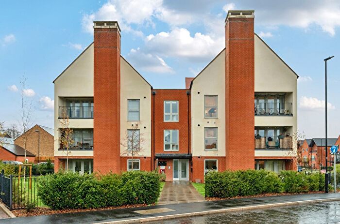2 Bedroom Flat For Sale In Stoney Lane, Winchester, Hampshire, SO22
