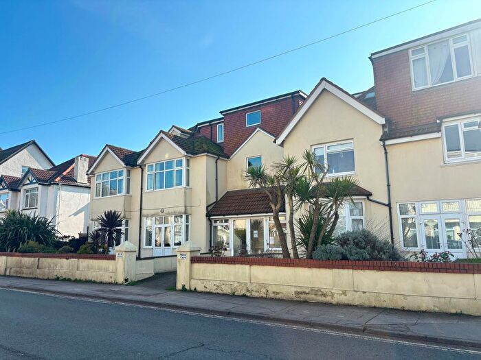 2 Bedroom Flat For Sale In Manor Court, Manor Road, Preston, TQ3