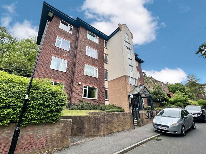 2 Bedroom Apartment To Rent In Old Street, Sheffield, S2
