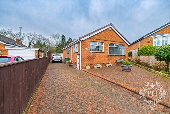 4 Bedroom Bungalow For Sale In Hampstead Road, Middlesbrough, TS6