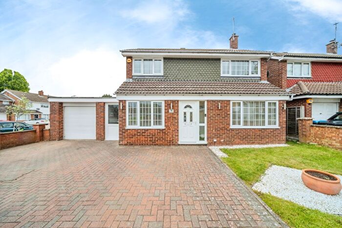 4 Bedroom Detached House For Sale In Spenlows Road, Bletchley, Milton Keynes, Buckinghamshire, MK3