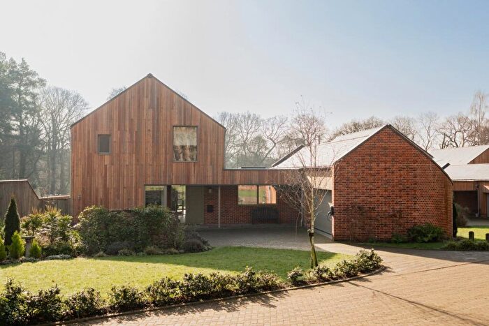 4 Bedroom Detached House For Sale In Taverham Park Avenue, Taverham, Norfolk, NR8