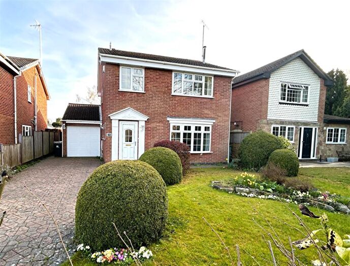 3 Bedroom Detached House For Sale In St. Ronans Avenue, Duffield, Belper, DE56