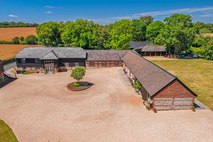 4 Bedroom Barn Conversion For Sale In Bottom Pond Farm, Morestead, Winchester, SO21