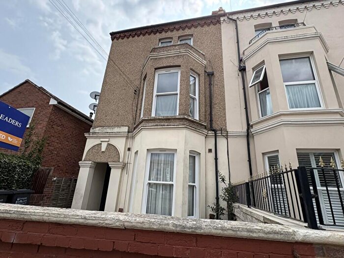 2 Bedroom Flat To Rent In Outram Road, Southsea, PO5