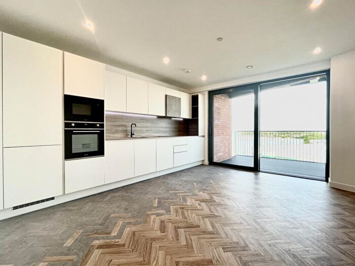 2 Bedroom Flat To Rent In Skyline Apartments, Makers Yard, Tower Hamlets, London, E3