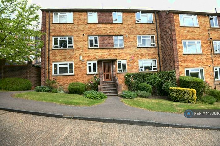 1 Bedroom Flat To Rent In Summerland Grange, London, N10