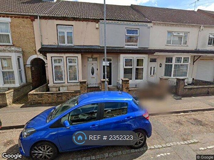 3 Bedroom Terraced House To Rent In Percival Street, Peterborough, PE3