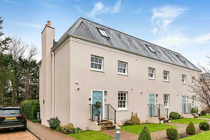 3 Bedroom End Terrace House For Sale In Stroude Road, Egham, Surrey, TW20