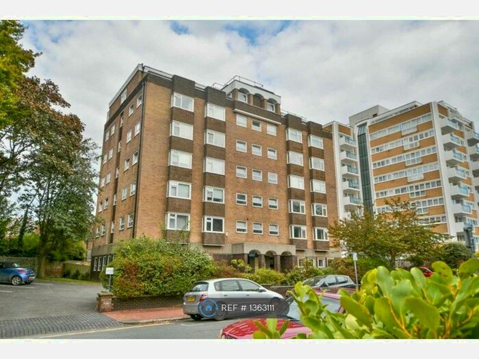 Studio To Rent In Hartington Place, Eastbourne, BN21