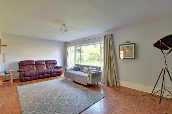 3 Bedroom Detached House To Rent In Sunnyfield Road, Chislehurst, BR7