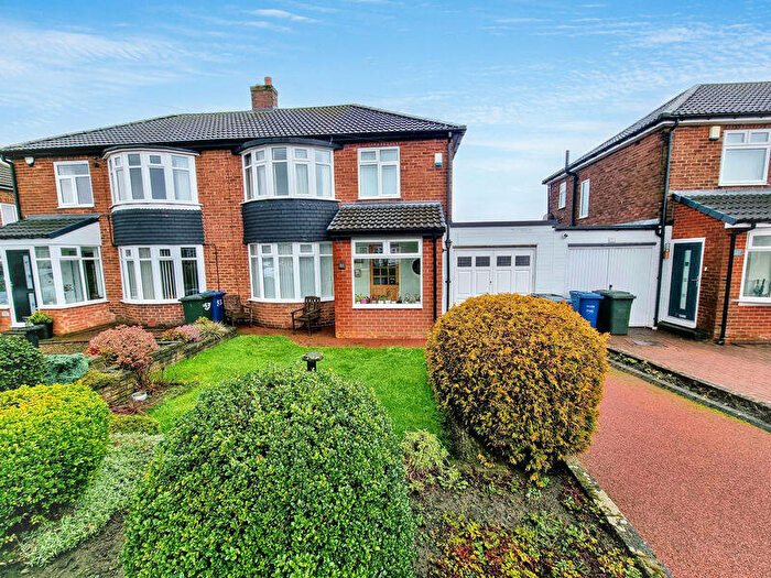 3 Bedroom Semi Detached House For Sale In Roachburn Road, Hillheads Estate, NE5