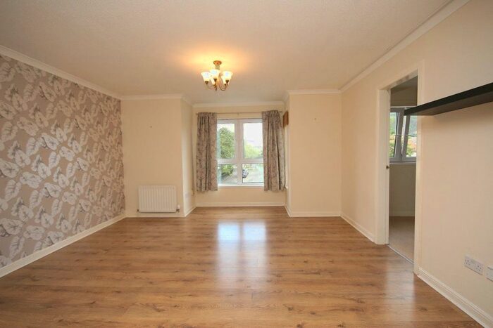 2 Bedroom Flat To Rent In Peffermill Road, Edinburgh, EH16