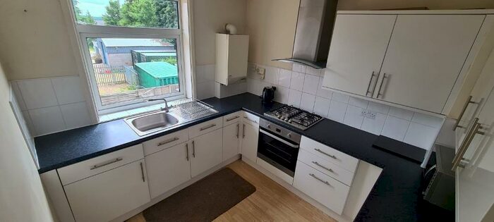 2 Bedroom Flat To Rent In Station Road, Desborough, Northants, NN14
